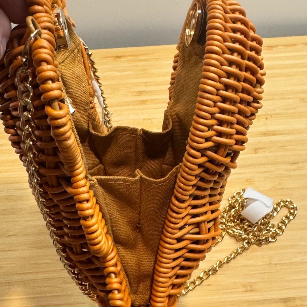 Tommy Bahama Seahorse Woven Rattan Crossbody Bag Gold Chain Natural NWT - Picture 7 of 9